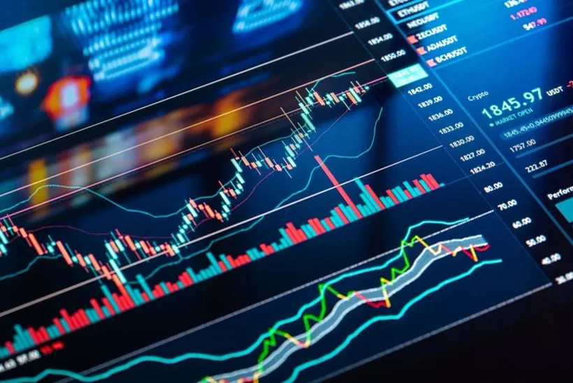 Macro: Traditional Finance Embraces the 24/7 Model: The Impact of Crypto Markets news image
