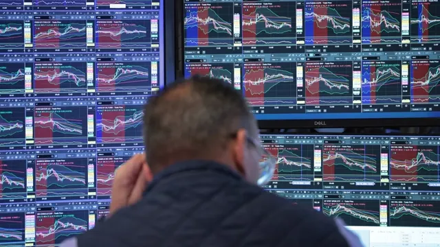 Makro: Senato, Clarity Yasasını Reddetti; Kripto Hisseleri Çakıldı haber kartı görseli