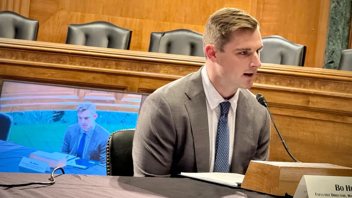 Piyasa Riski: Senatör Richard Blumenthal, Tether'in Bo Hines'in firmasına yaptığı ödemeleri inceliyor haber görseli