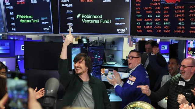 AI Coin: Robinhood, aktif yatırımcıları çekmek için AI ajanları ve hafta sonu ticareti ekliyor haber kartı görseli