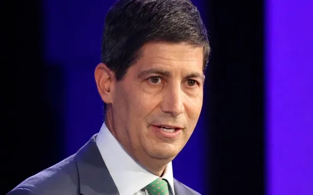 Macro: Fed Chair Warsh Affirms Commitment to Inflation Target news card image