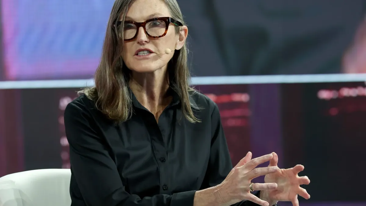 AI Coin: Cathie Wood: Investors Need to Watch How AI Agents Spend Money news image