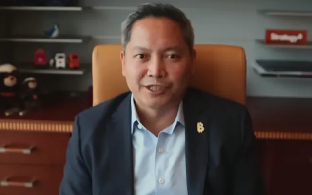 Bitcoin: Strategy CEO: Bitcoin Could Drop to $8,000 Without Issues news card image