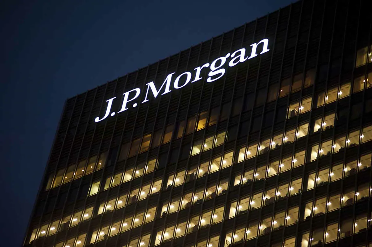 Bitcoin: JPMorgan, Bitcoin'in gayrimenkul ve hisselerden daha fazla getiri sağlayacağını öngörüyor haber görseli