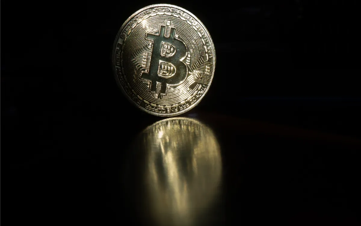 Bitcoin: Orta vadecilerin Bitcoin satışları sert düştü: Yüzde 4’e indi haber görseli