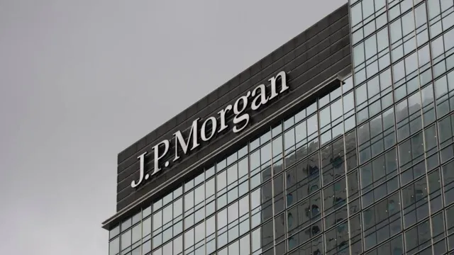 Altcoin: JPMorgan: Regulatory Risks in the Crypto Market Continue news card image